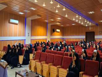 جشن میلاد حضرت فاطمه زهرا (س) ویژه خواهران در دانشکده علوم قرآنی آمل برگزار شد