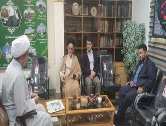 دیدار رئیس دانشکده علوم قرآنی با رئیس اوقاف و امور خیریه شهرستان آمل