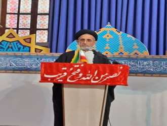 رییس دانشکده علوم قرآنی آمل  قبل از خطبه های نماز جمعه  مرکز استان مازندران به سخنرانی پرداختند