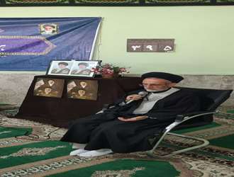 برگزاری مراسم گرامیداشت شهادت امام صادق(ع) و اربعین امامِ شهید حضرت آیت‌الله‌العظمی سید علی حسینی خامنه‌ای(ره) در دانشکده علوم قرآنی آمل